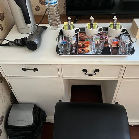 Le Pontet Bed & Breakfast Miramont-de-Guyenne Екстериор снимка