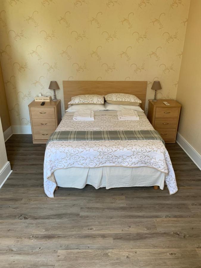 Le Pontet Bed & Breakfast Miramont-de-Guyenne Екстериор снимка