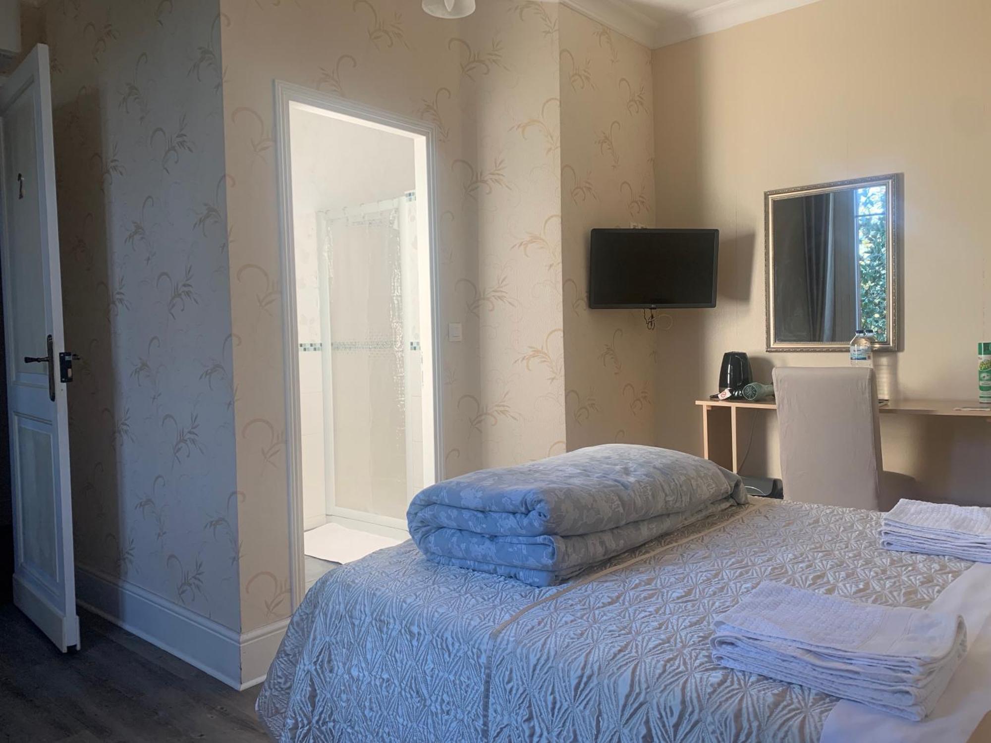 Le Pontet Bed & Breakfast Miramont-de-Guyenne Екстериор снимка