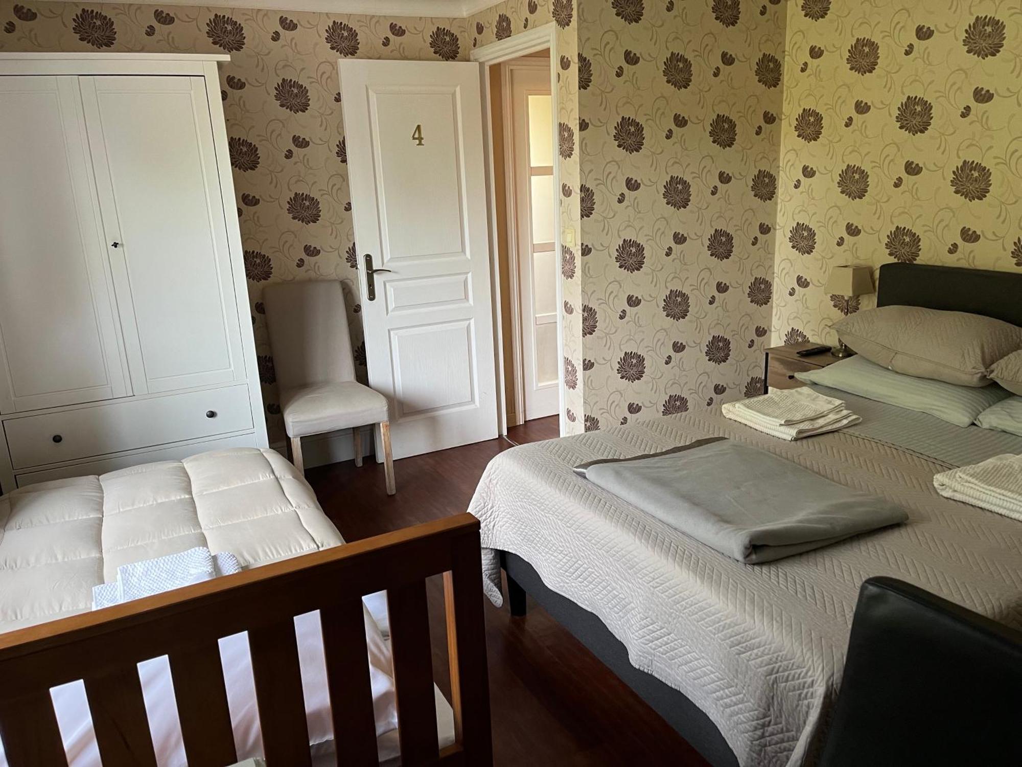 Le Pontet Bed & Breakfast Miramont-de-Guyenne Екстериор снимка