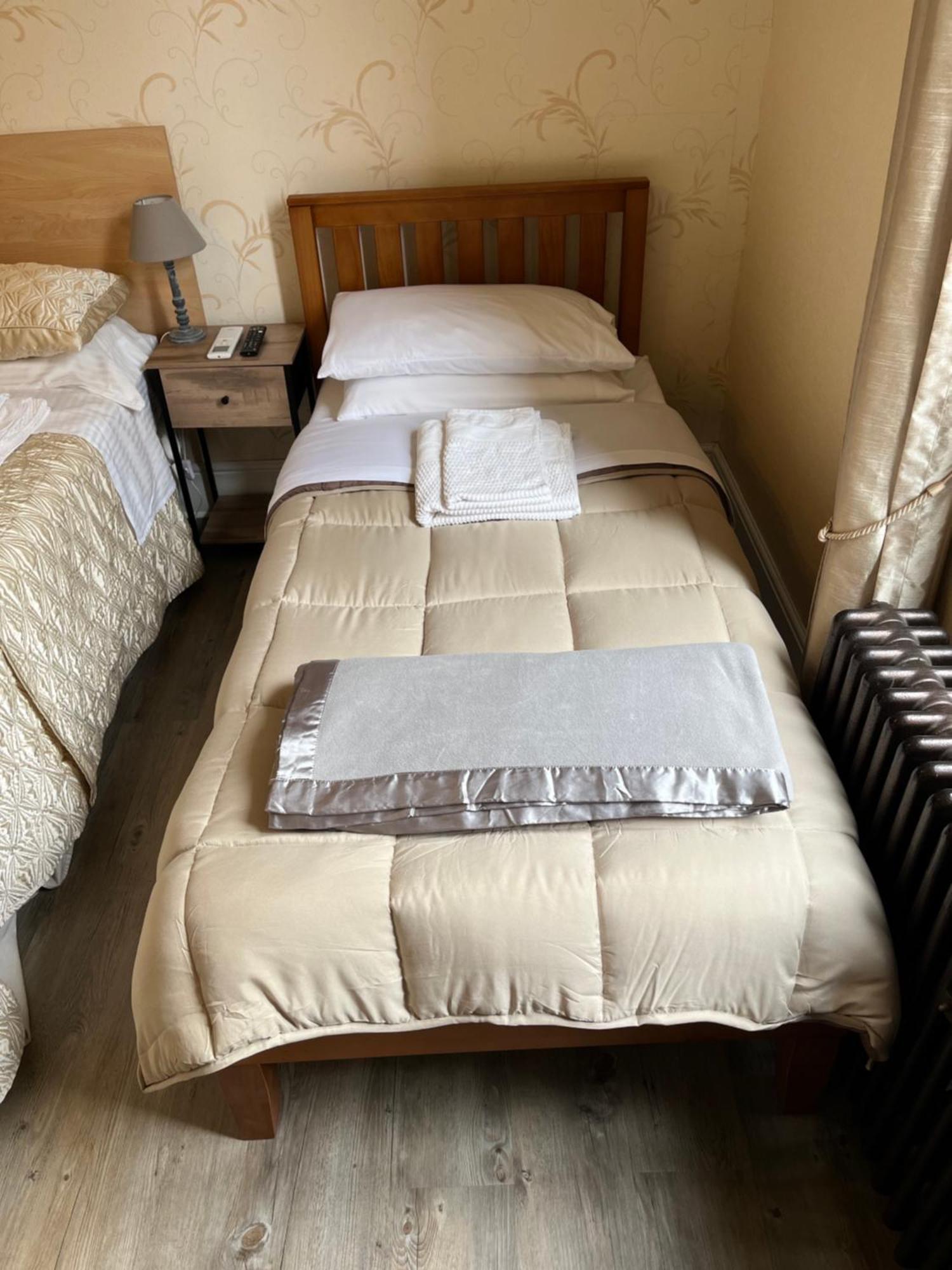 Le Pontet Bed & Breakfast Miramont-de-Guyenne Екстериор снимка