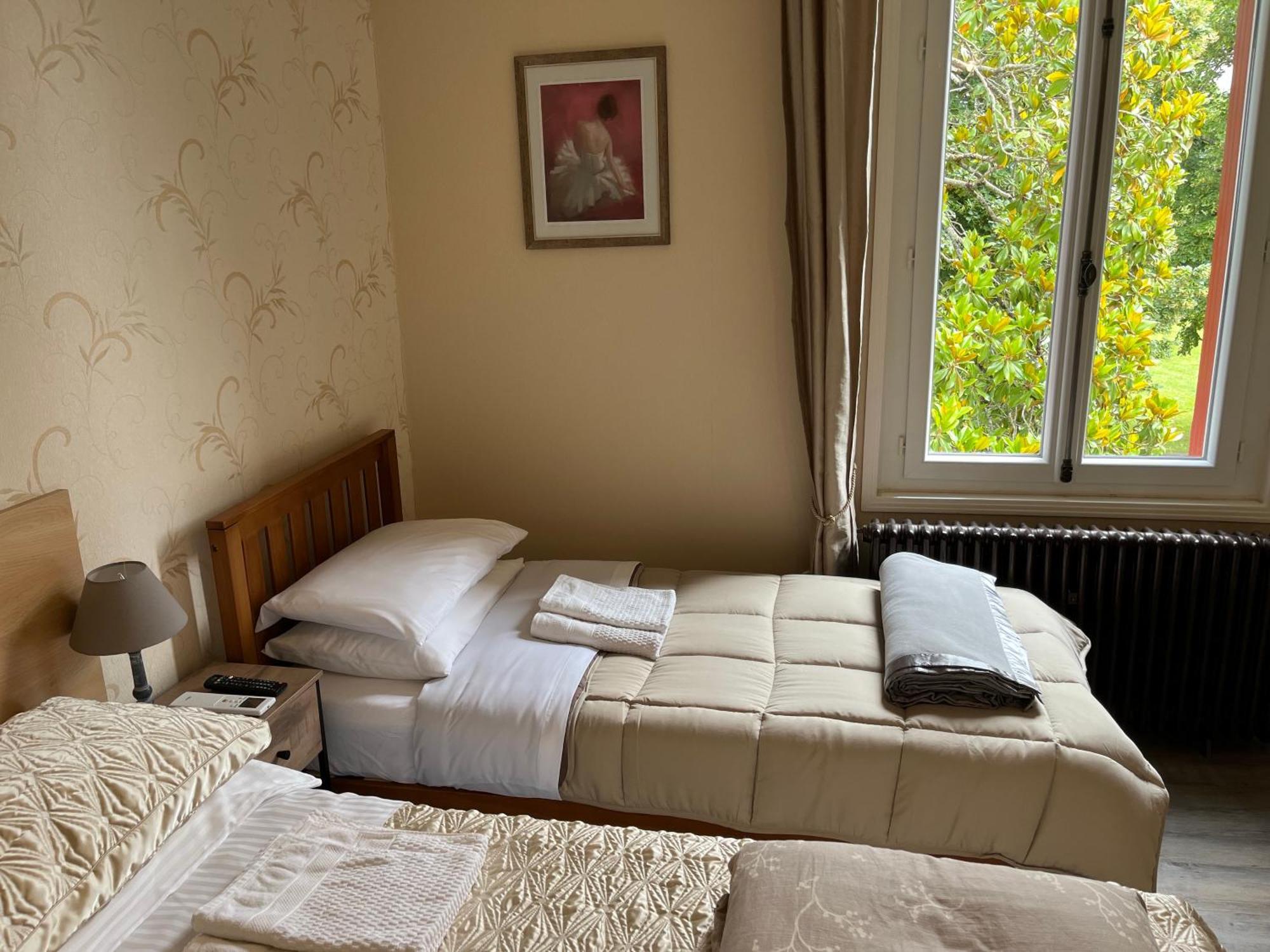 Le Pontet Bed & Breakfast Miramont-de-Guyenne Екстериор снимка